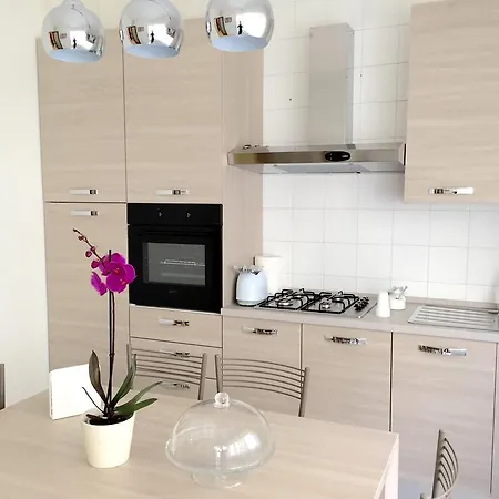 Bernini 20 Bed & Breakfast Naples