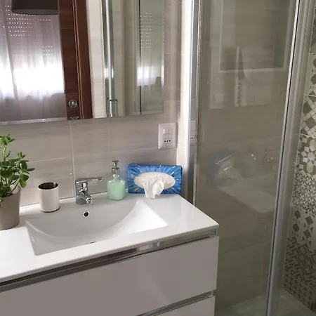 Alojamento de Acomodação e Pequeno-almoço Bernini 20 Nápoles