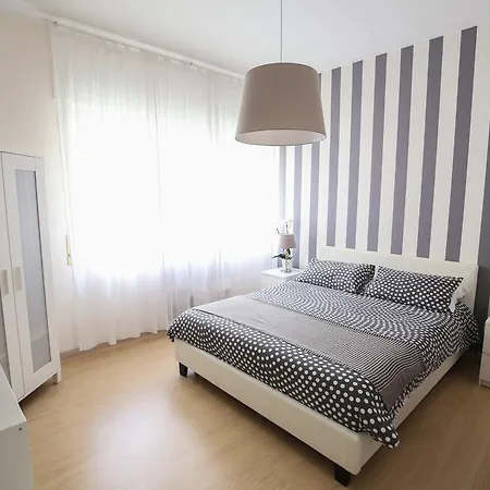 Bernini 20 Bed & Breakfast 4*